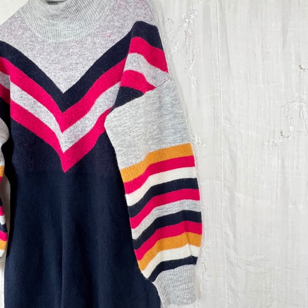 MINKPINK Acrylic Mock Turtleneck Tunic Sweater - Picture 2 of 8